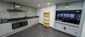 Homely Studio Next to City Centre