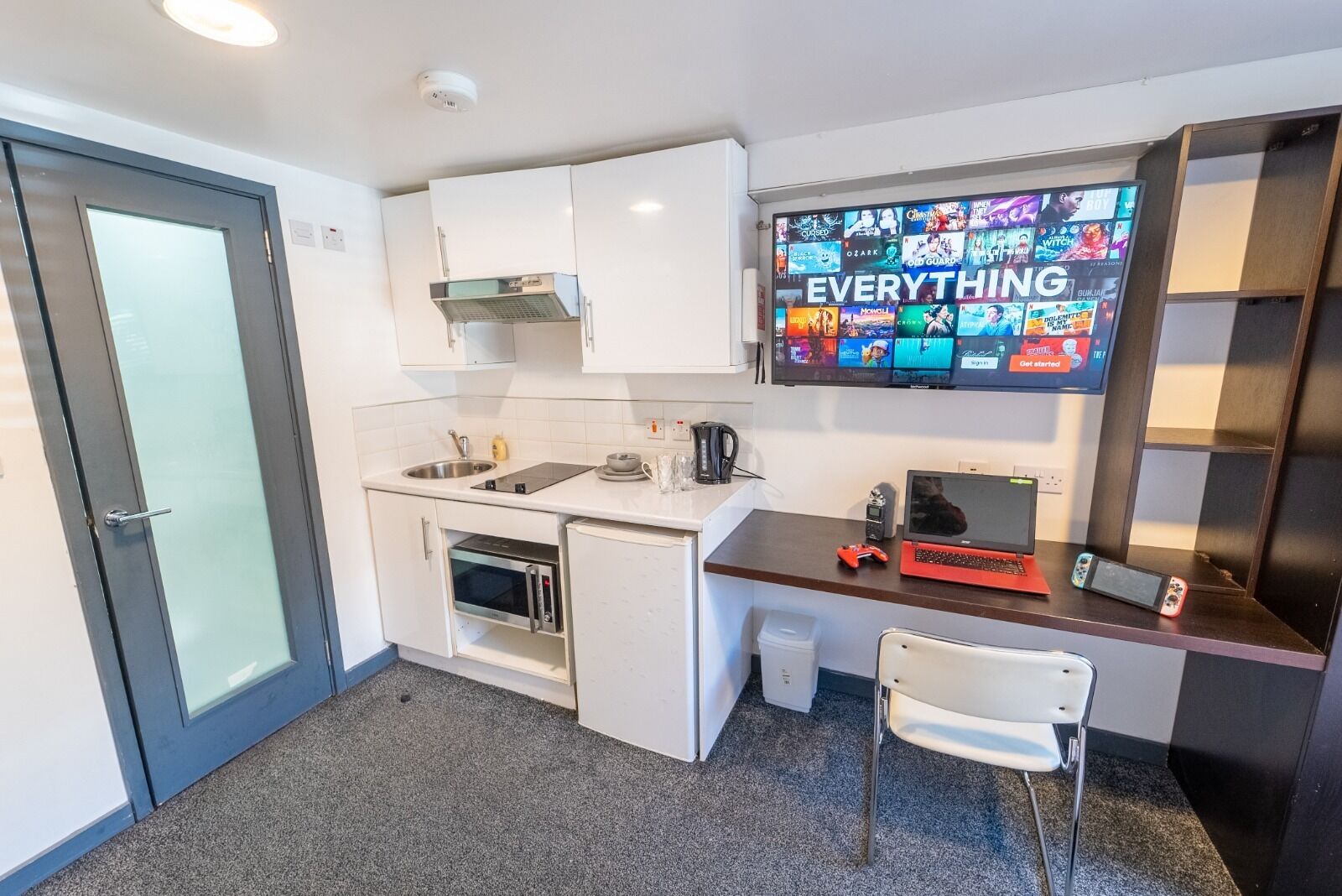 Homely Studio Next to City Centre