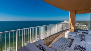 Property grounds - Lazy River, Gulf Breeze & Pure Relaxation Phoenix Orange Beach 2101 (Orange Beach)