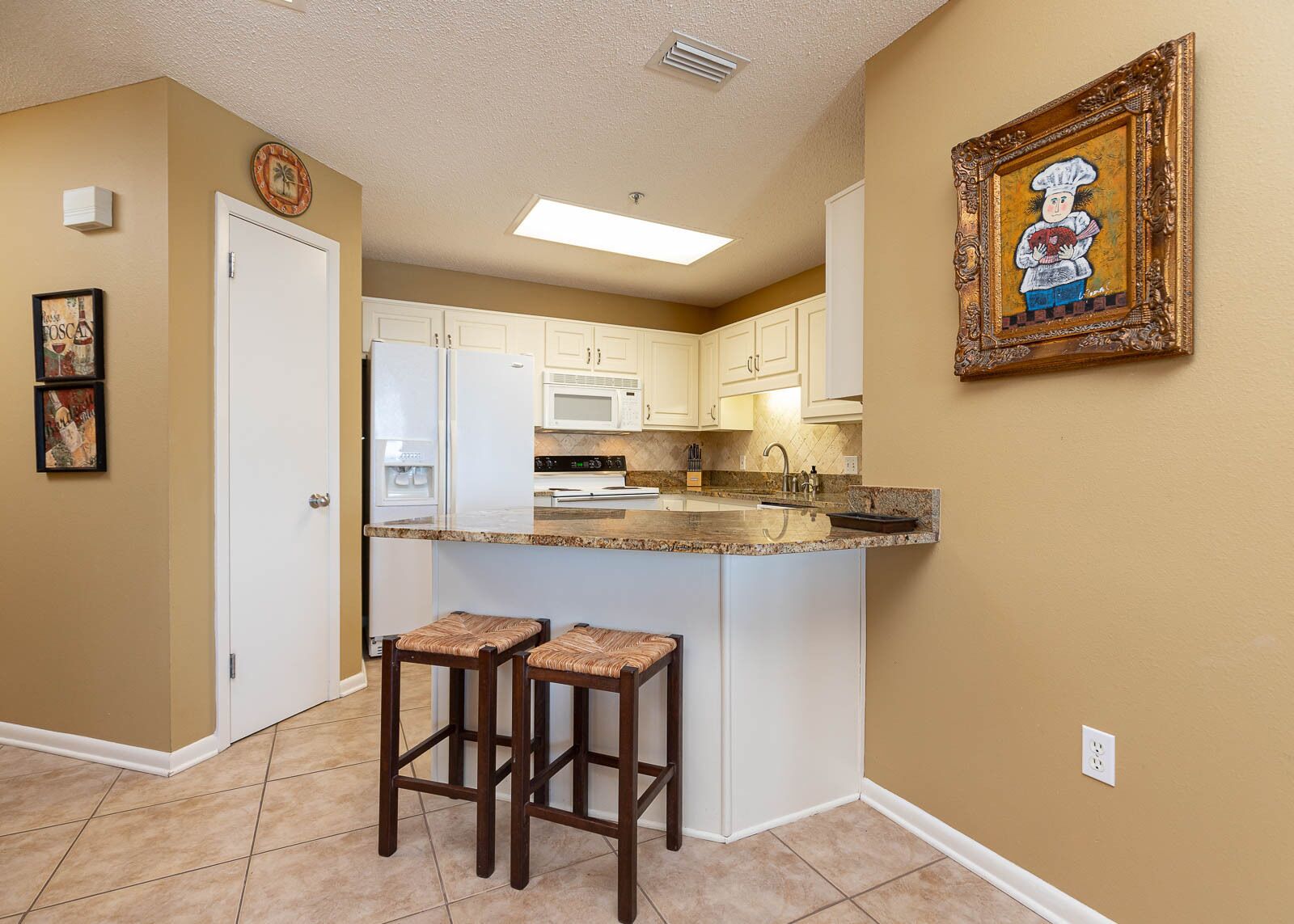 Beachfront 2BR Condo @ Phoenix VII