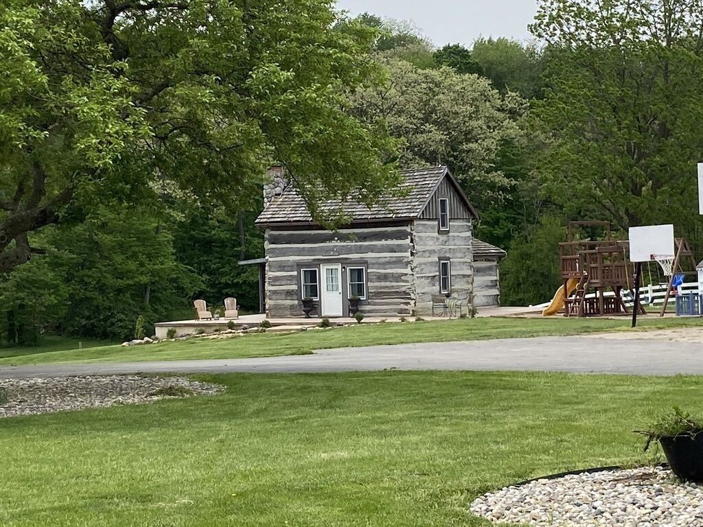 Yesterday Cabin at Thrice Farms