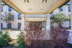 Exterior - Ark Suites By OYO Jonesboro I-555 (Jonesboro)