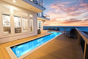 A heated pool - Latitudes|Private Beach Access|Gulf Front Home|Private Pool & Private Beach (Destin)