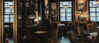 Pensão Amor Madam’s Lodge