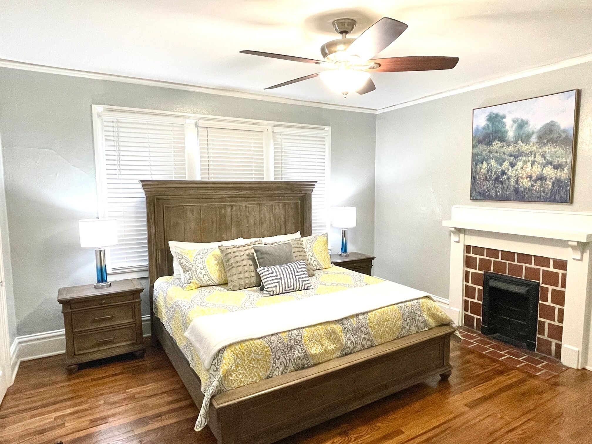 Historic Charming Home Sleeps 12