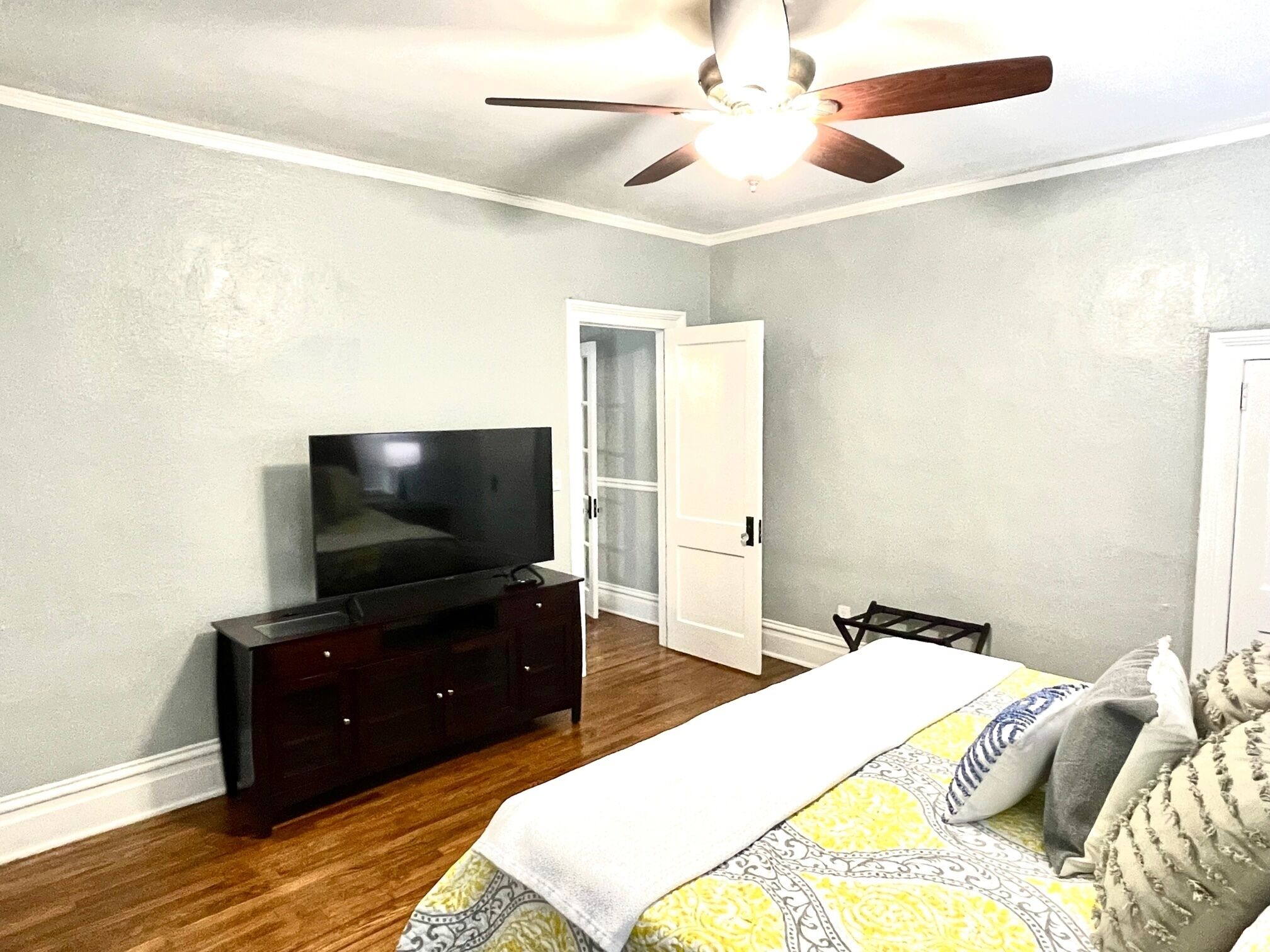 Historic Charming Home Sleeps 12