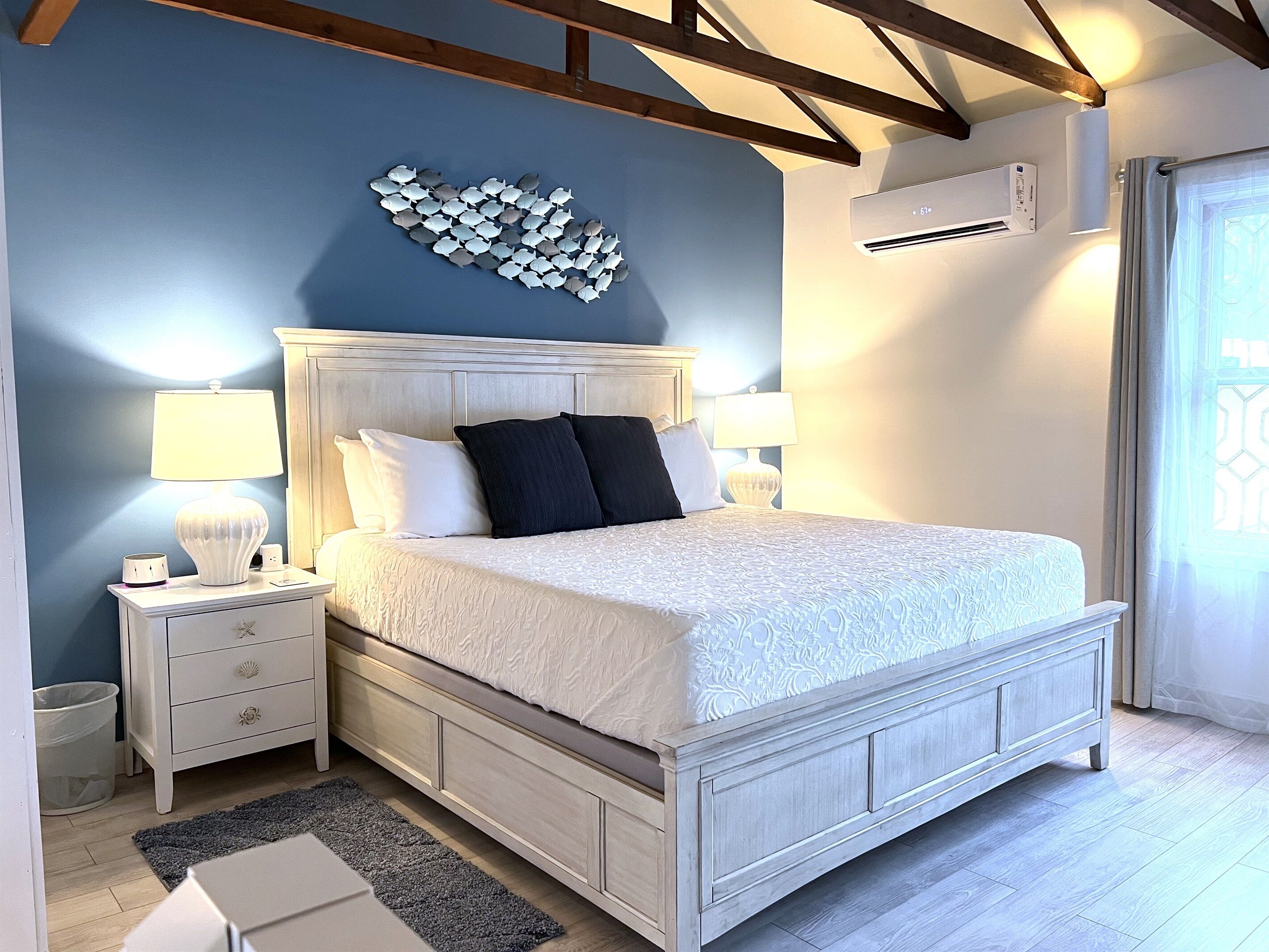 1 habitación, tabla de planchar con plancha, wifi gratis y ropa de cama 