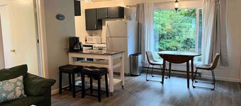 Coastal Botanical Suite