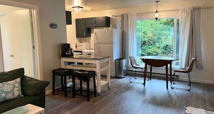 Coastal Botanical Suite