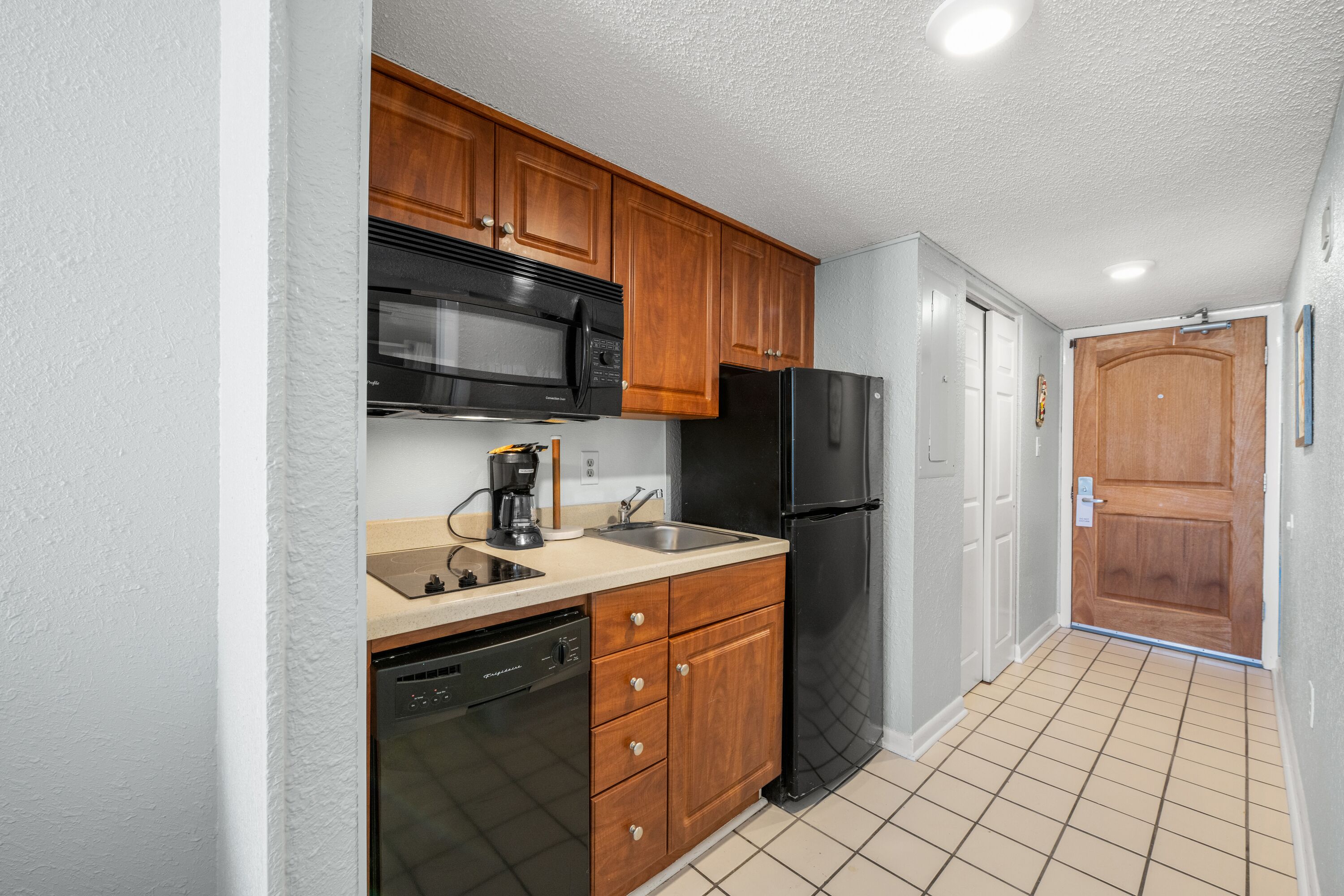 Sands Ocean Club 1426 1 Br Oceanfront Condo