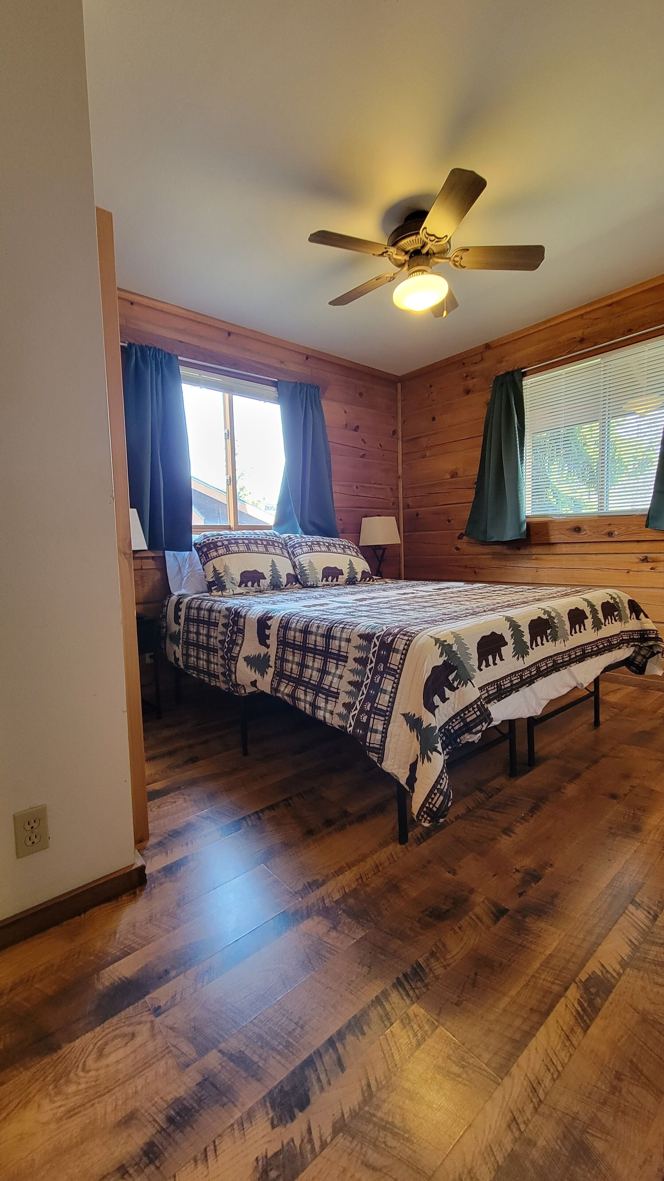 The Grizzly Den is a 3 bed 2 bath cabin with a Wii and Golf Cart!