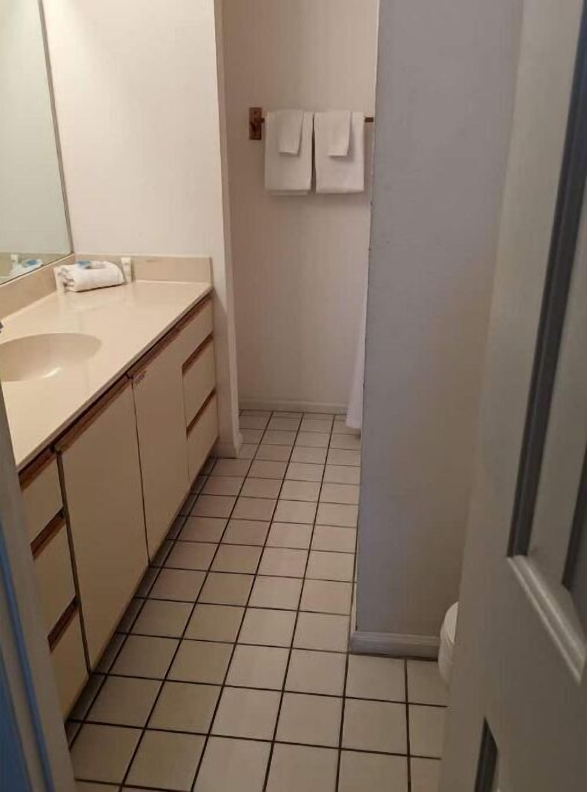 On Golf Course-3 min from Beach.  Pet friendly! perfect for families or golfers