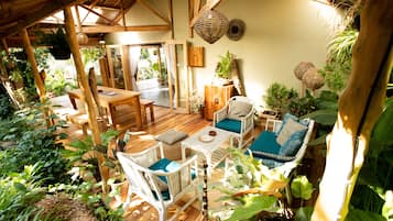 Comfort Villa | Terrace/patio