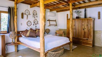Comfort Villa | Individually decorated, individually furnished, desk, free WiFi