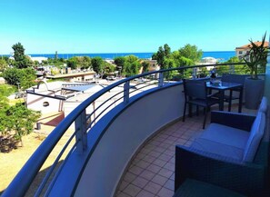 Outdoor dining - Bluemar Sea View (105sqm) with sea and canal view terraces (Cattolica)