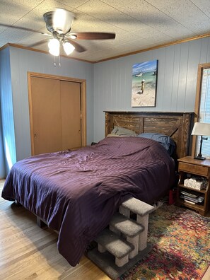 3 habitaciones, escritorio, cuna de viaje y wifi
