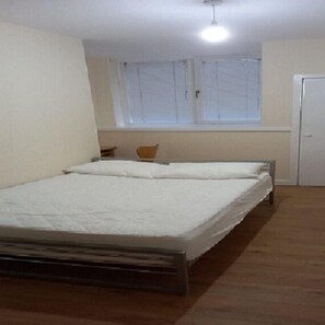 4 habitaciones, wifi gratis y ropa de cama 