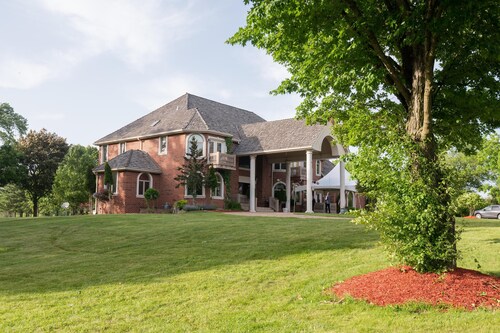 Barrington Meadows Wedding Venue & Farm: Where Dreams Come True