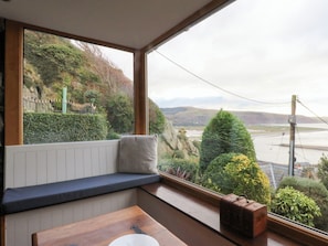 Cottage | Interior - Ty'n-y-ffynnon Cottage (Barmouth)