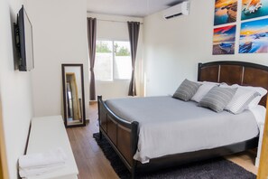 2 chambres, bureau, Wi-Fi, draps fournis