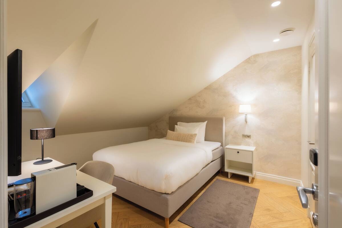 Attic Single Room