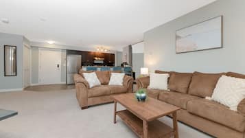 Een smart-tv en videogames