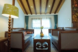 Cribs/infant beds - Shuhe Yuannian Holiday Courtyard (Lijiang)