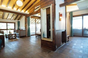 Cots/infant beds - Shuhe Yuannian Holiday Courtyard (Lijiang)