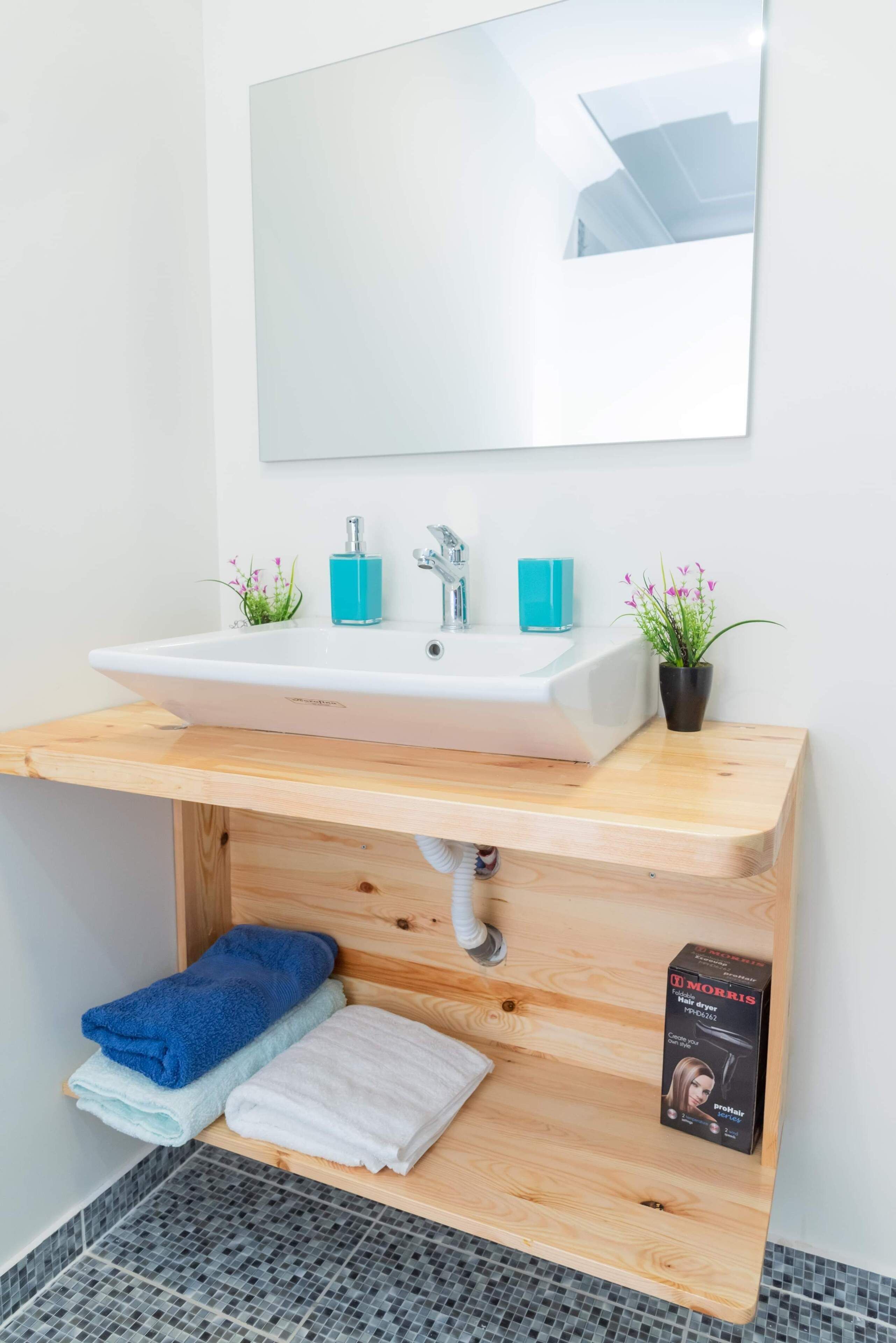 AS Alesias Suites Room 14 - 2 min From the Beach