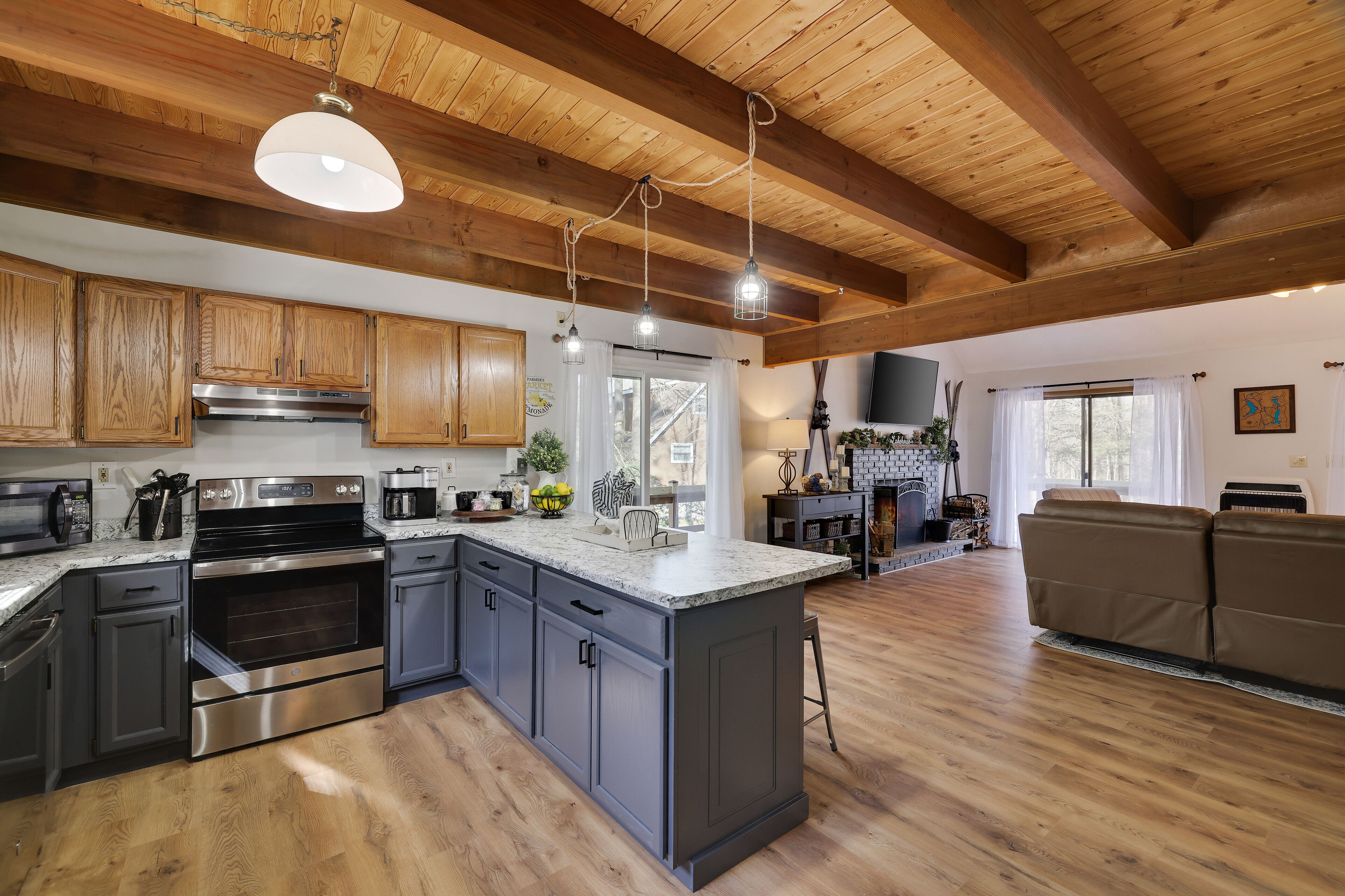 Spacious, family friendly house in The Hideout