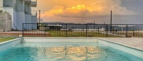 Alberca al aire libre