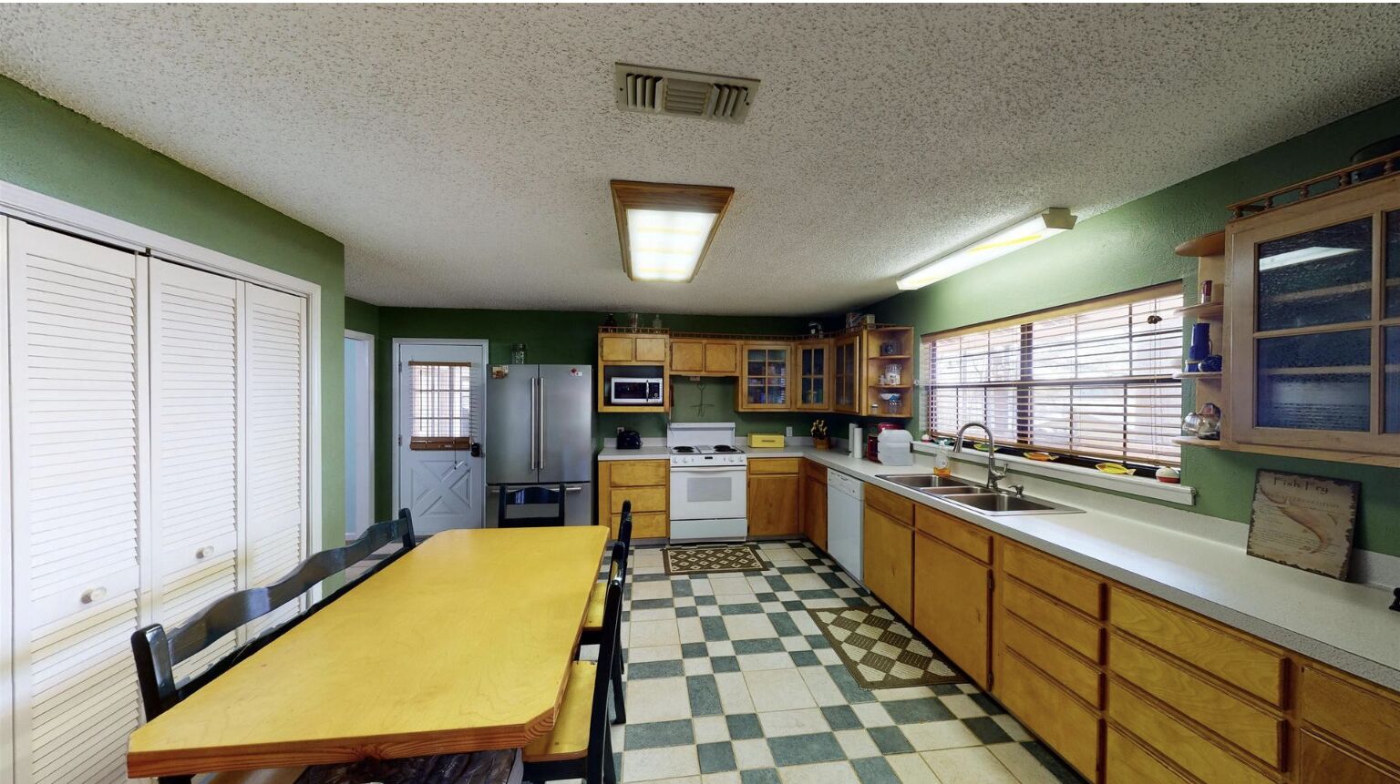 Waterfront Home on Sam Rayburn