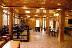 Interior - Juyou Hostel (Longsheng)