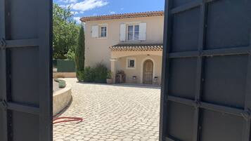 DĂ©tail de lâextĂ©rieur