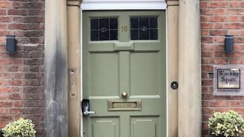 Façana frontal de l'allotjament