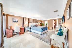 4 bedrooms, desk, iron/ironing board, travel crib