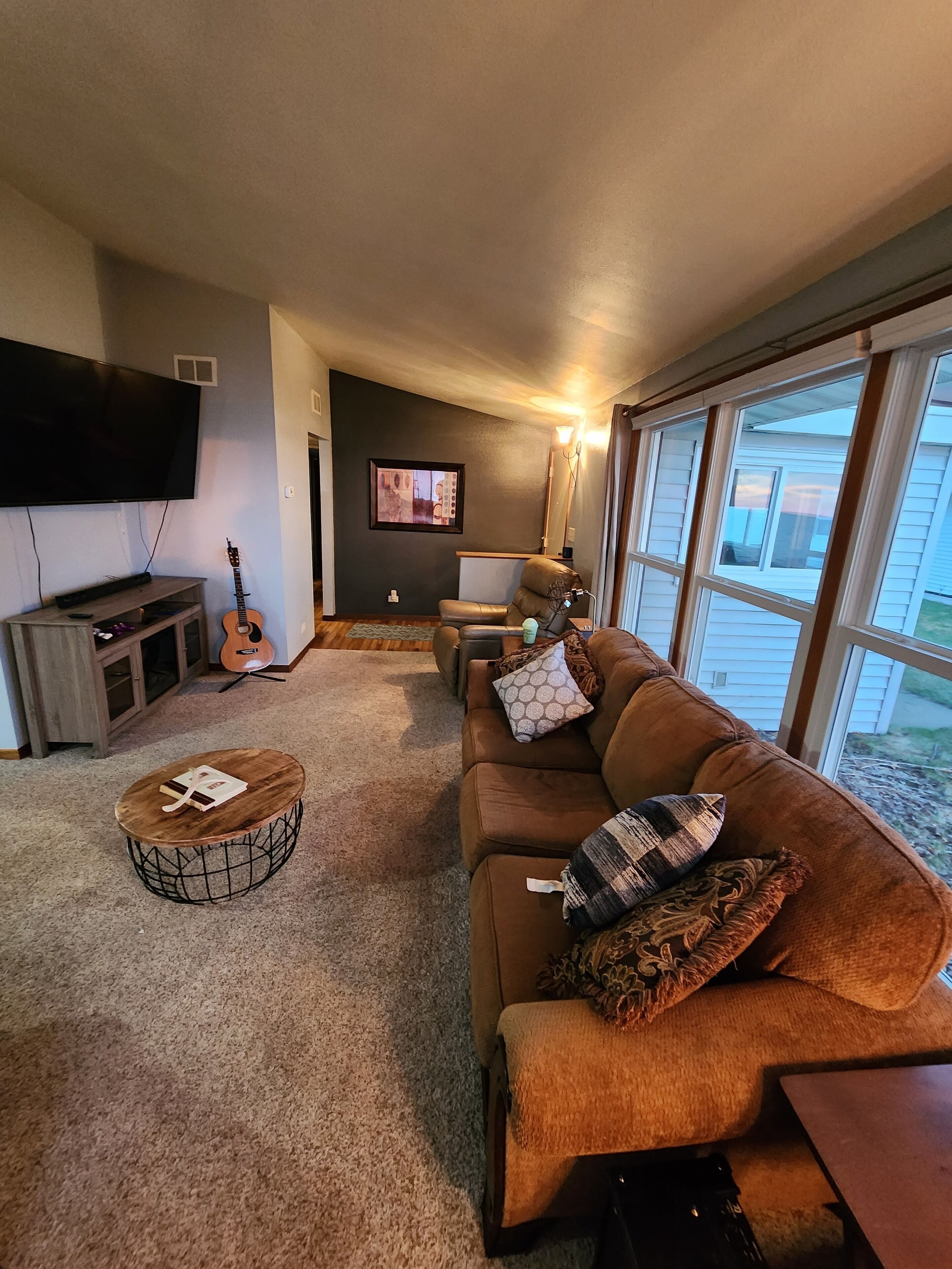 2 Bed 2 Bath House on the Bay!