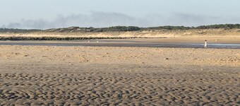 Villa 10 minutes from the quiet beach