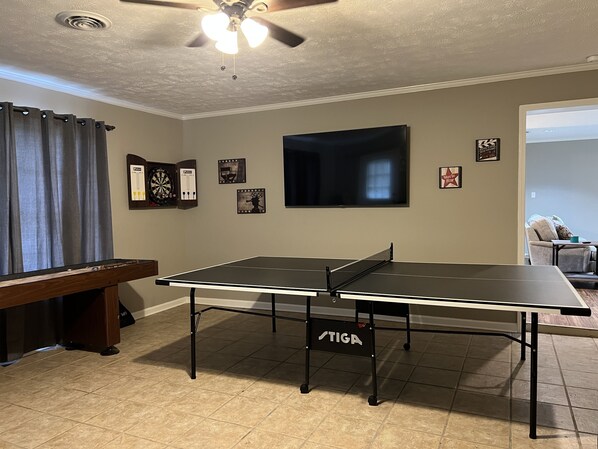 Spielezimmer