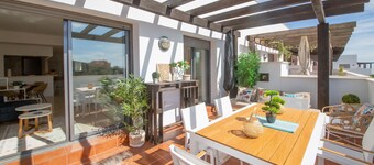 Rock Bay apartment B38