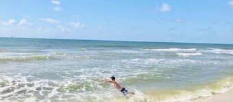 Pet Friendly Tranquil Cottage with Fire-Pit and Seasonal Hot Tub Sept-March