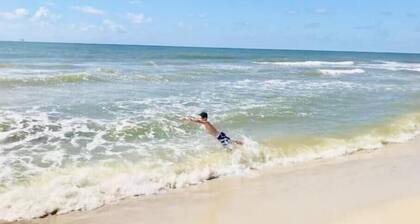 Pet Friendly Tranquil Cottage with Fire-Pit and Seasonal Hot Tub Sept-March