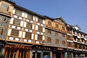 Exterior - Zhangjiajie Wulingju Inn (Wulingyuan Scenic Area) (Zhangjiajie)