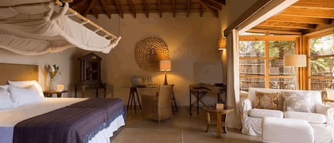 Deluxe Room | Premium bedding, in-room safe, individually decorated