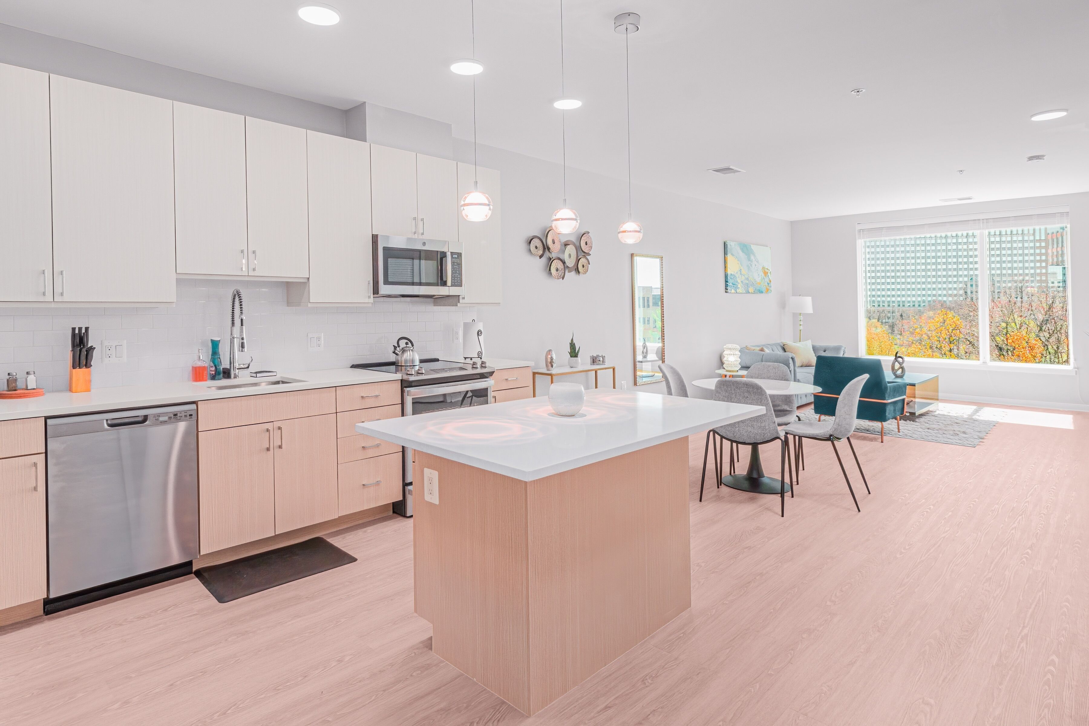 Luxury Living | City Views | DC