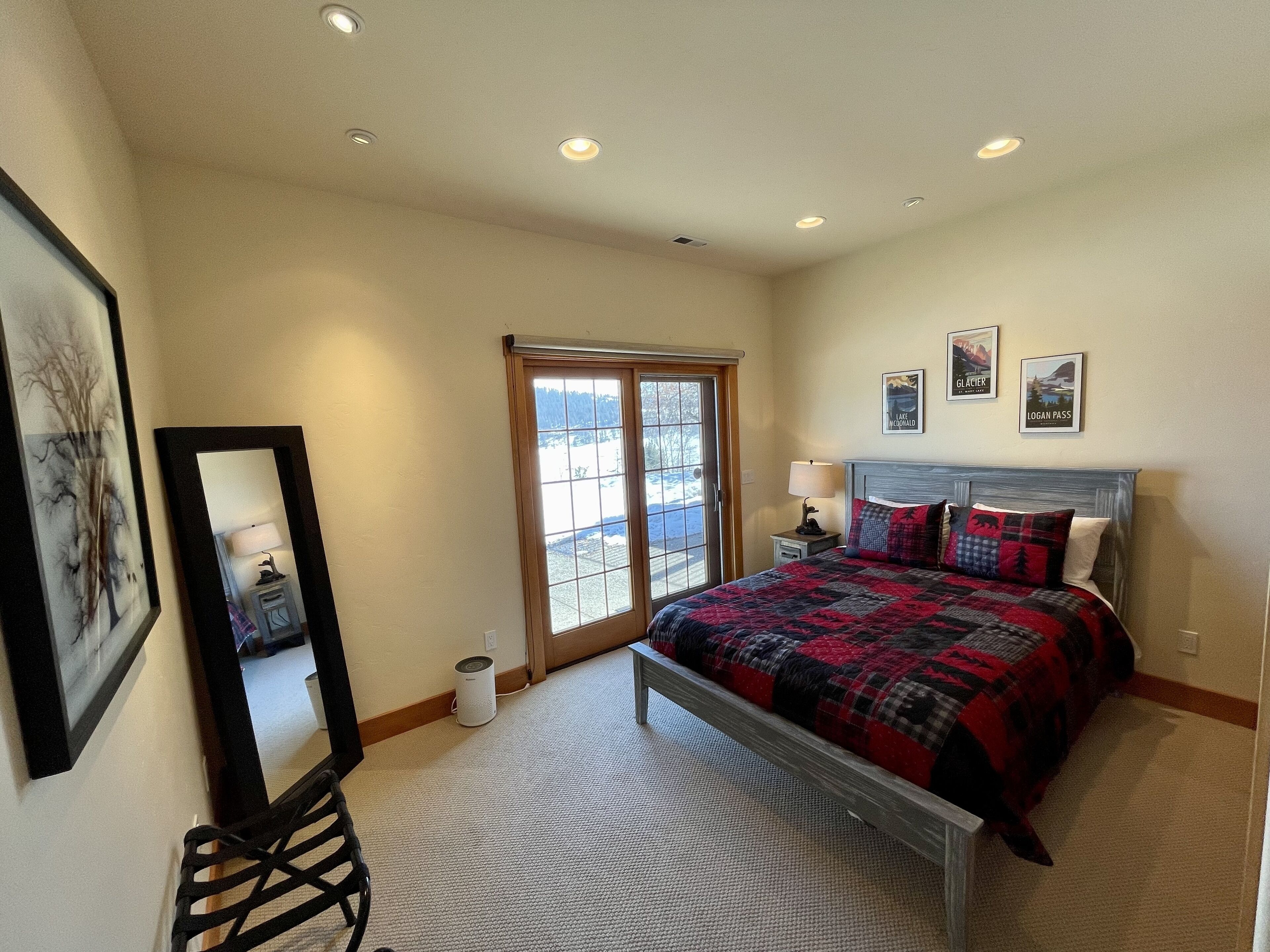 Stunnding Views in Every Room! Great Location