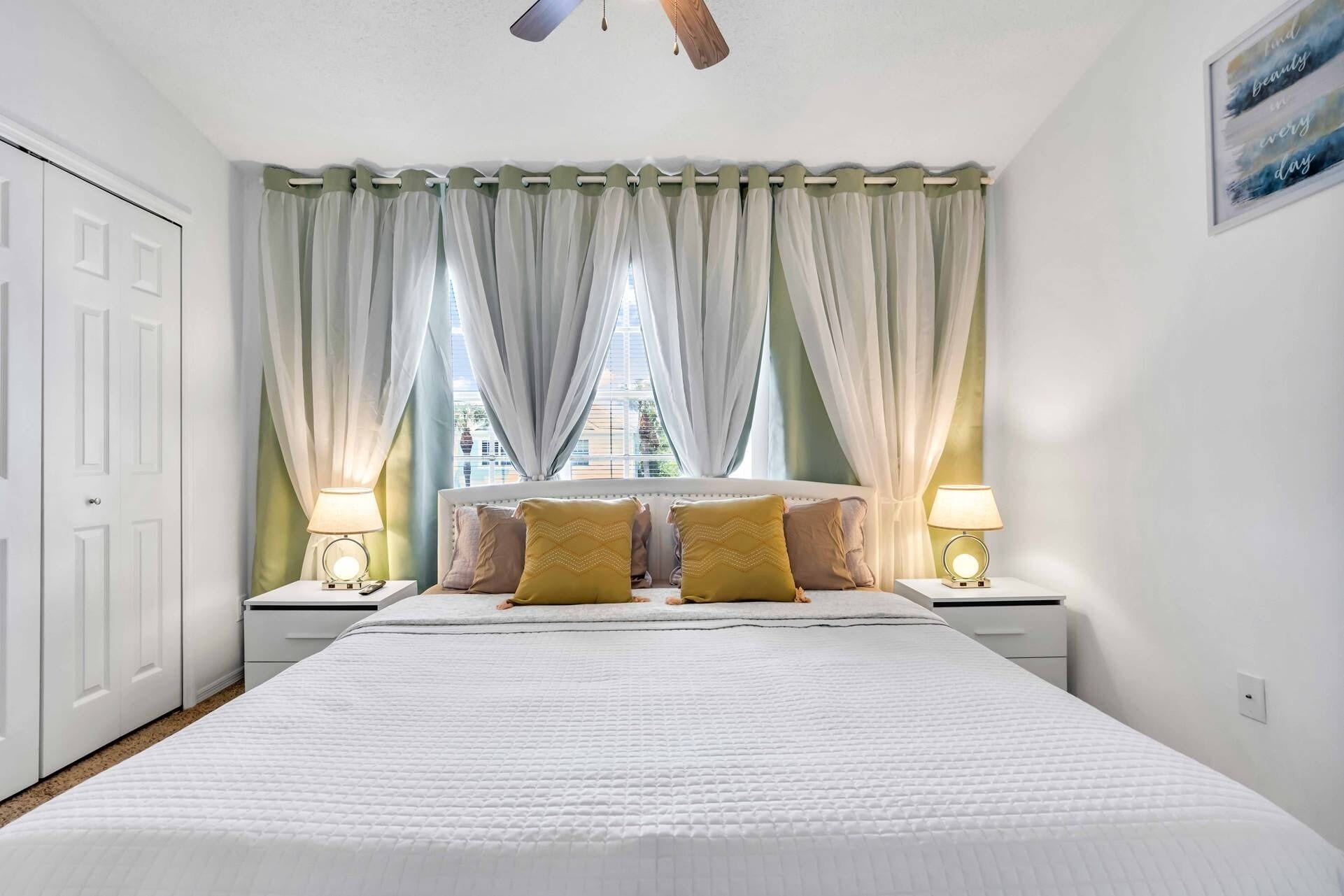 2 間睡房、熨斗/熨衫板、可攜式嬰兒床、免費 Wi-Fi