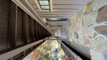 Enceinte de lâhĂ©bergement