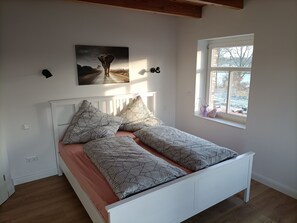 2 bedrooms, free WiFi