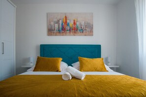 3 bedrooms, iron/ironing board, travel cot, free WiFi